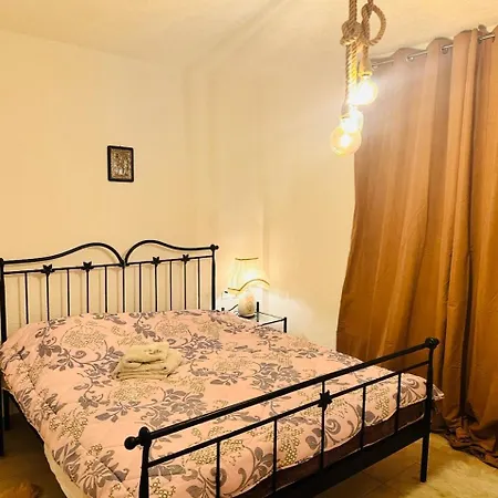 Maria Livadi Arájova