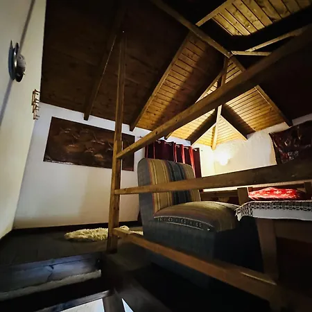 Maria Livadi * Arájova