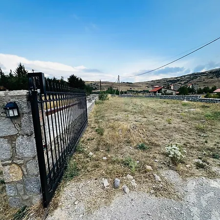 Maria Livadi Chalet *